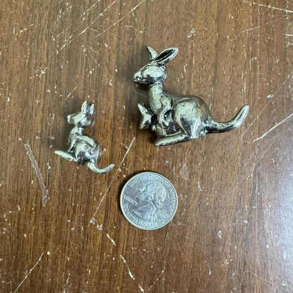 Pewter‎ Kangaroo with Baby Joeys Miniature Figurine 1.75" Vintage Marked - Picture 3 of 7